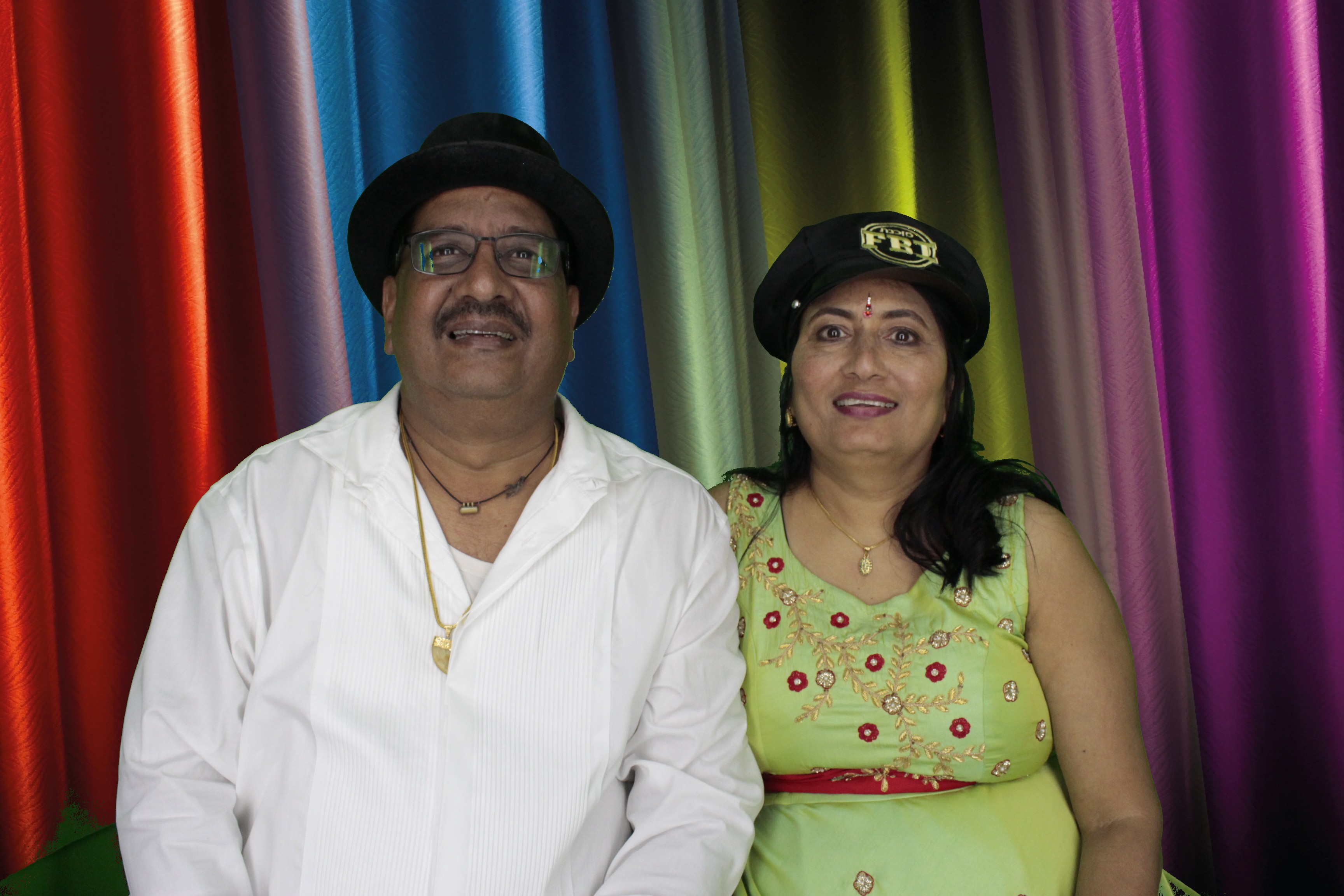 Bhavin & Yasmin’s Wedding | View more photos from the event at gallery.myphotoboothexperience.co.uk/u/MyPhotoBoothExperienceLtd/Bhavin-Yasmin’s-Wedding